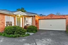 2/22 Melaleuca Drive Glen Waverley 3150
