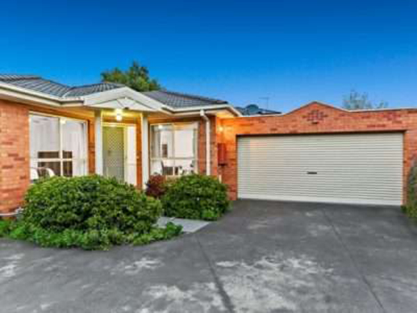 2/22 Melaleuca Drive Glen Waverley 3150
